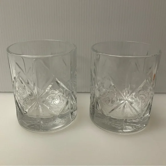 DEWAR’S (2) Scotch Whiskey Glasses Celtic Truth Knot Set of 2 Heavy Cut Glass - Picture 5 of 9